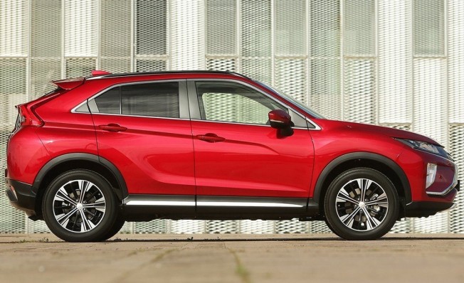Mitsubishi Eclipse Cross - lateral Mitsubishi Eclipse Cross - lateral