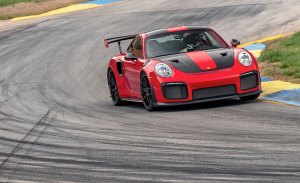 Porsche bate el récord de vuelta no una, sino 2 veces en Road Atlanta