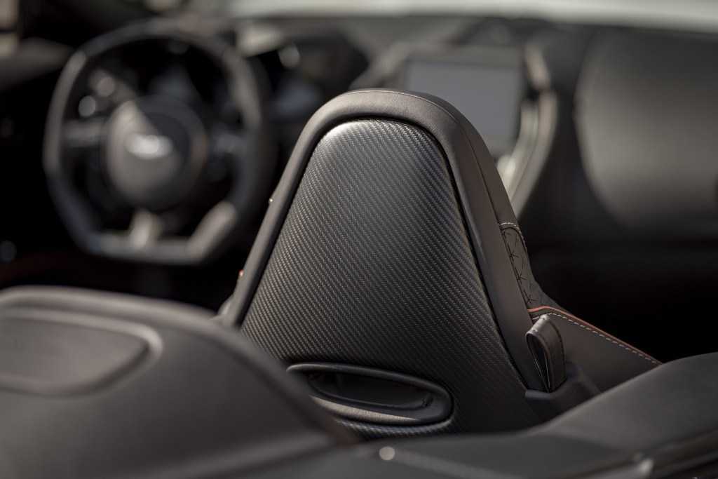 aston-martin-dbs-superleggera-volante-20