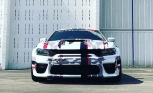 El Dodge Charger Hellcat Widebody de producción cazado en vídeo