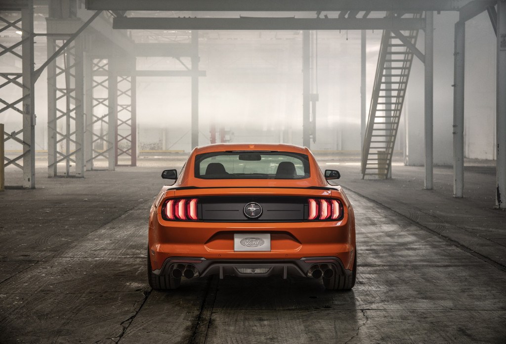 ford-mustang-23-l-high-performance-packa