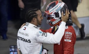 Hamilton equipara la situación entre Leclerc y Vettel a la que vivió con Alonso
