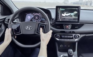Hyundai muestra el cuadro de instrumentos del futuro con cuatro pantallas