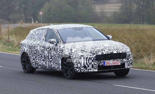 SEAT León 2020 - foto espía SEAT León 2020 - foto espía