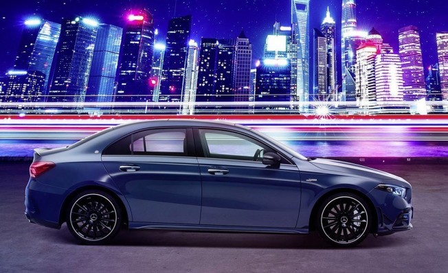 Mercedes-AMG A 35 L 4MATIC Sedan Mercedes-AMG A 35 L 4MATIC Sedan