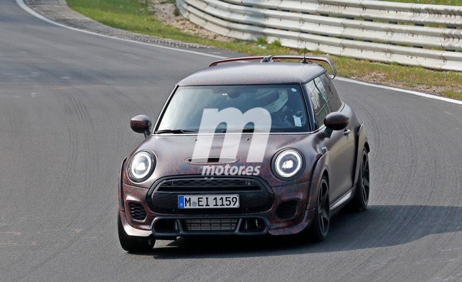 MINI John Cooper Works GP 2020 - foto espía MINI John Cooper Works GP 2020 - foto espía
