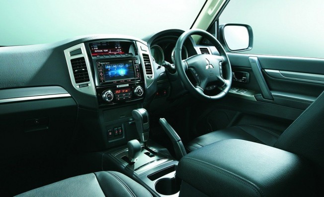Mitsubishi Pajero Final Edition - interior Mitsubishi Pajero Final Edition - interior