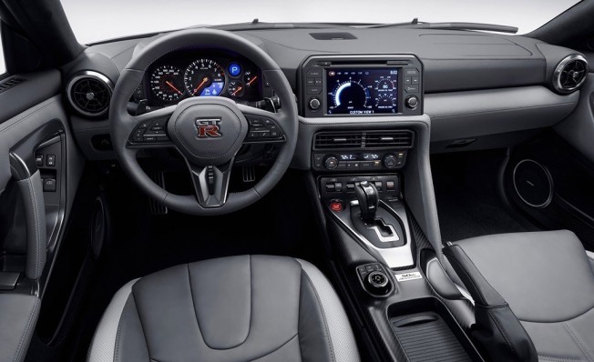 Nissan GT-R 50th Anniversary Edition - interior Nissan GT-R 50th Anniversary Edition - interior