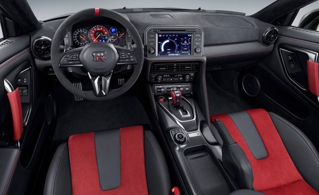 Nissan GT-R Nismo 2020 - interior Nissan GT-R Nismo 2020 - interior
