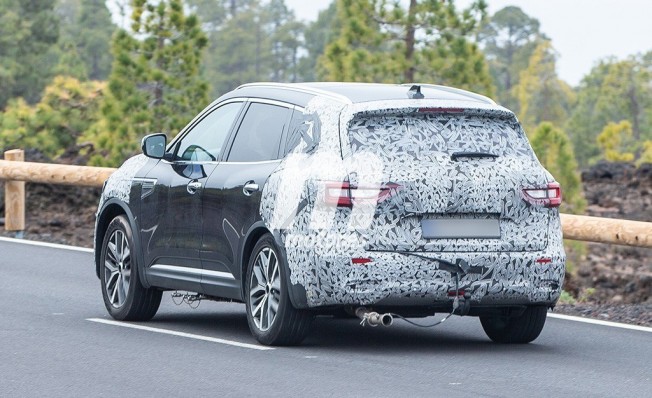 Renault Koleos 2020 - foto espía posterior Renault Koleos 2020 - foto espía posterior