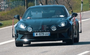 Renault está en Nürburgring probando un misterioso prototipo del Alpine A110