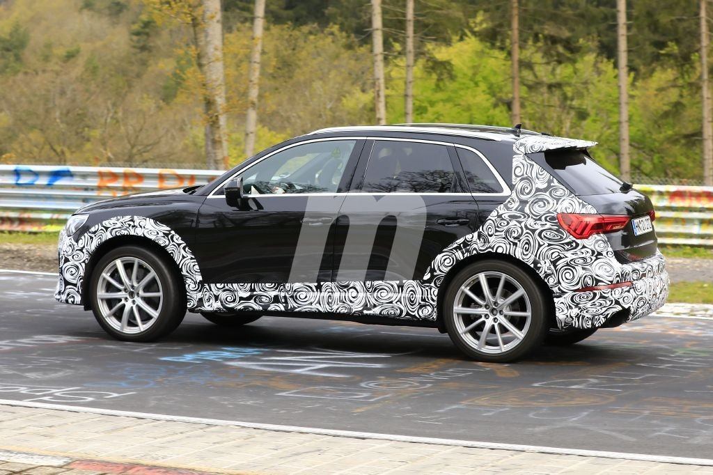 audi-rs-q3-201957153-1557227360_4.jpg