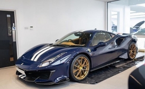 El Ferrari 488 Pista más atractivo resulta ser de Jay Kay