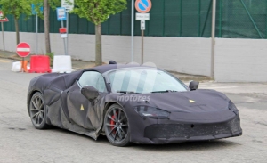 Las imágenes más claras y cercanas del nuevo Ferrari híbrido
