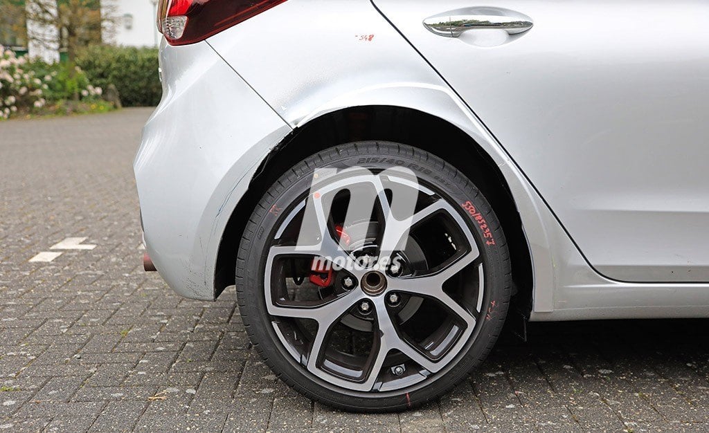hyundai-i20-n-fotos-espia-201957180-1557