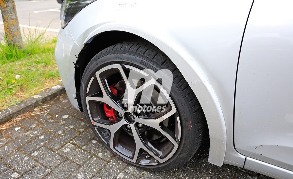 hyundai-i20-n-fotos-espia-201957180-1557