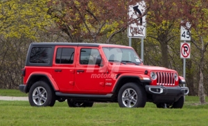 El nuevo Jeep Wrangler 3.0 EcoDiesel cazado totalmente desnudo