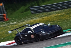 El nuevo Porsche 911 RSR GTE 'cazado' de test en Monza