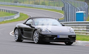 Las nuevas versiones Porsche 718 Touring Package ruedan en Nürburgring