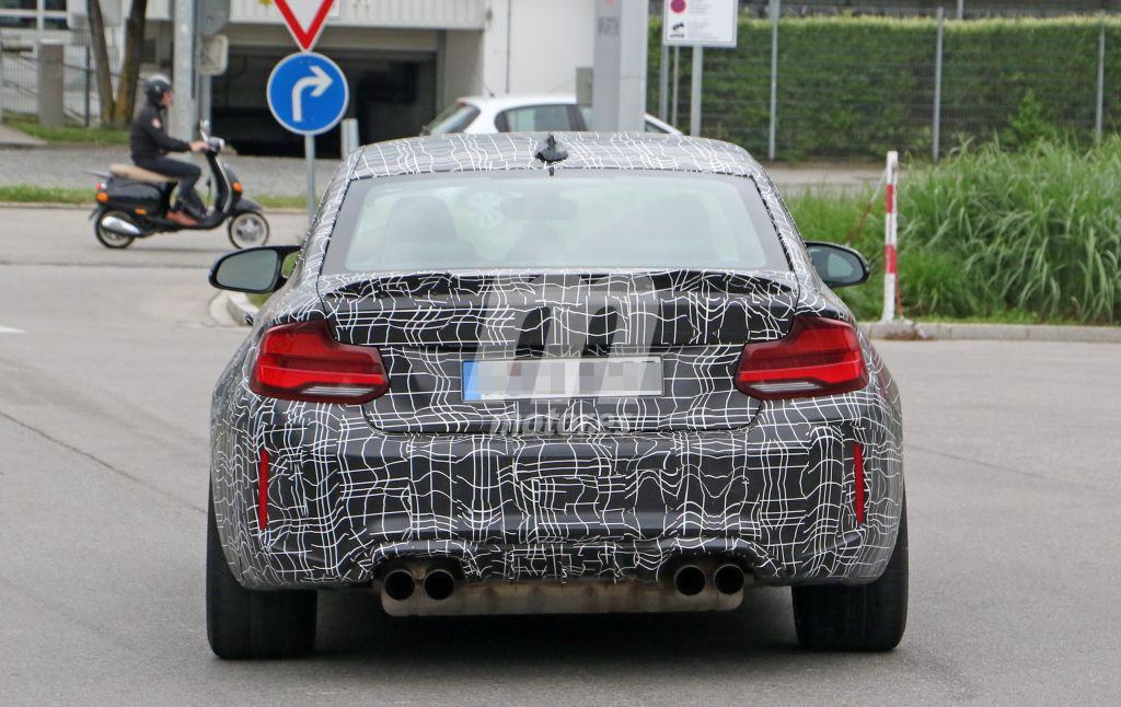 bmw-m2-cs-interior-fotos-espia-201958385
