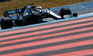 Hamilton gana sin problemas por delante de Bottas y Leclerc