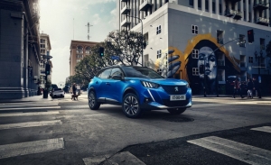 Peugeot e-2008, llega el primer B-SUV eléctrico a la gama del León