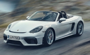 El Porsche 718 Spyder llega con 420 CV y mucho estilo