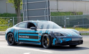 Prototipos de pre-producción del nuevo Porsche Taycan se dejan ver en Nürburgring
