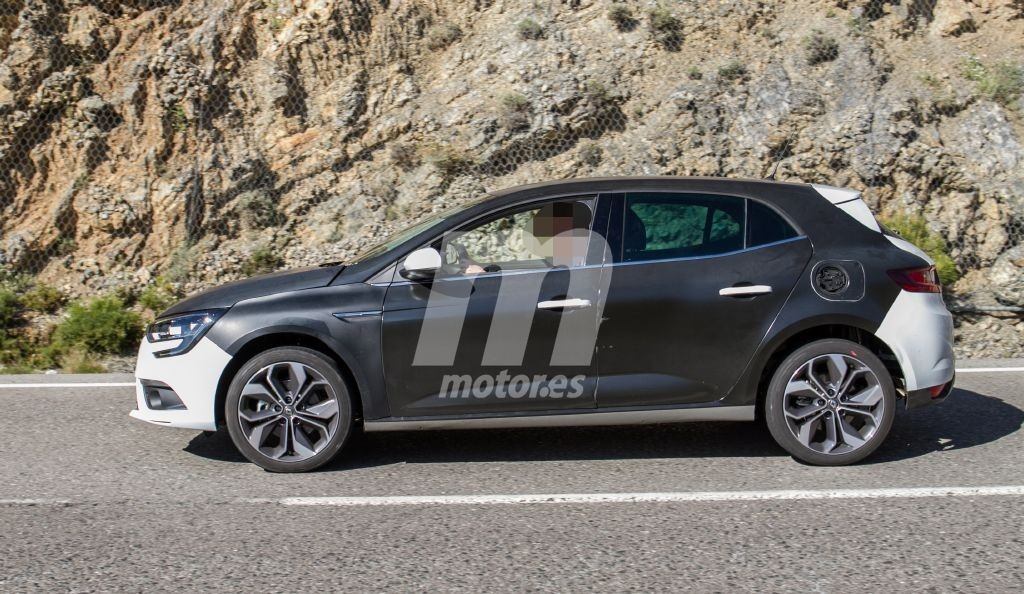 renault-megane-phev-fotos-espia-20195819