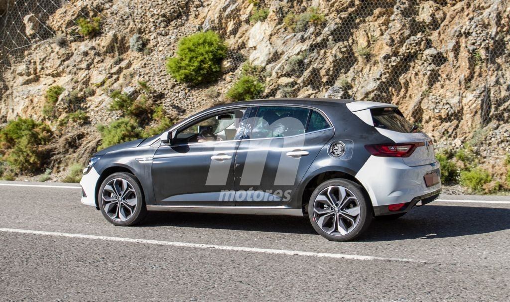 renault-megane-phev-fotos-espia-20195819