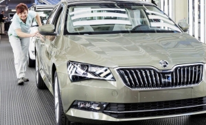 La producción del Skoda Superb en República Checa, pendiente de un hilo