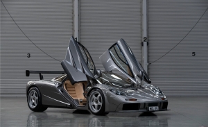 A subasta uno de los rarísimos McLaren F1 LM High Downforce Package