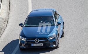 Mercedes Clase A 250 e, el híbrido enchufable sigue en pruebas a un mes de su debut mundial