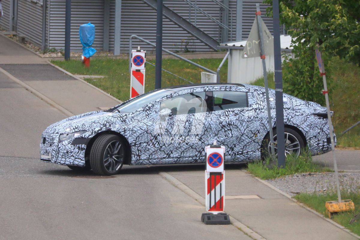 mercedes-eqs-2021-fotos-espia-201959419-