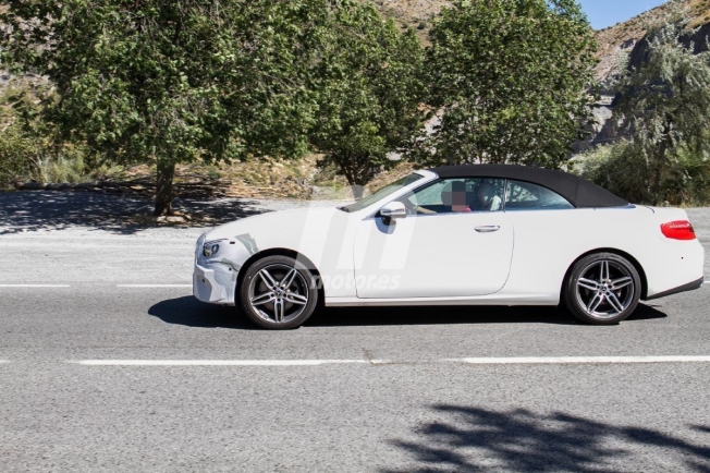 Mercedes Clase E Cabrio 2020 - foto espía lateral