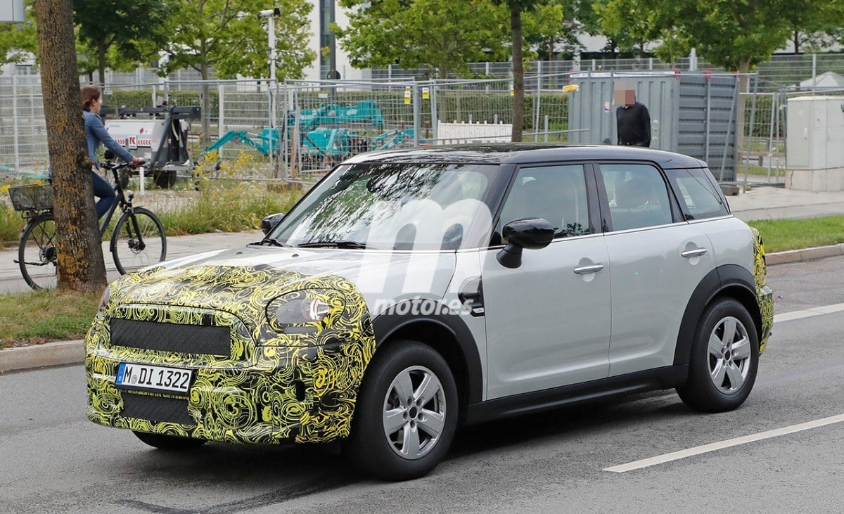 mini-countryman-2021-fotos-espia-2019593