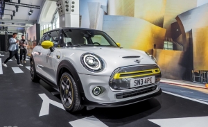 Primer contacto MINI Cooper SE, la opción premium entre los eléctricos del segmento B