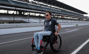 Wickens volverá a pilotar en un Safety Car adaptado