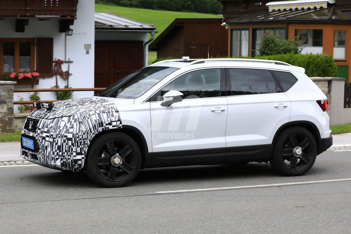 seat-ateca-facelift-fotos-espia-20195900