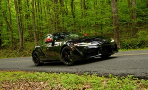 Un concesionario trata de vender un Toyota GR Supra por 100.000 $