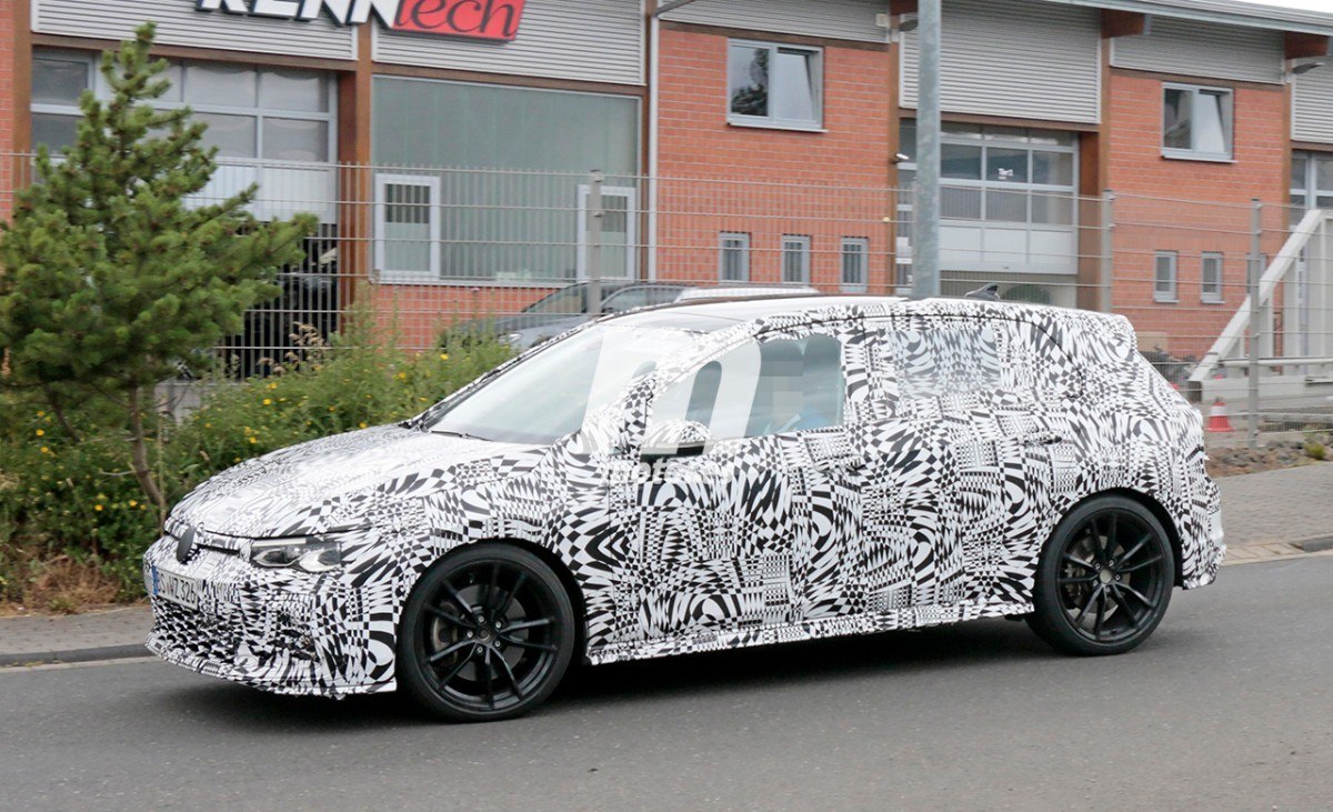volkswagen-golf-gti-2021-fotos-espia-201958964-1562596761_5.jpg