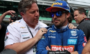 Brown: "Veré a Alonso en Italia, pero no creo que desee hacer toda la temporada"