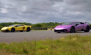 Drag race: Lamborghini Aventador SV vs. Huracán Performante