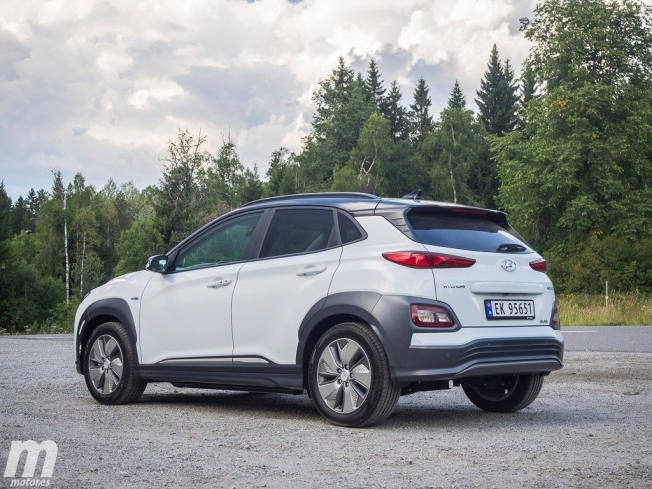 Hyundai Kona Eléctrico - posterior