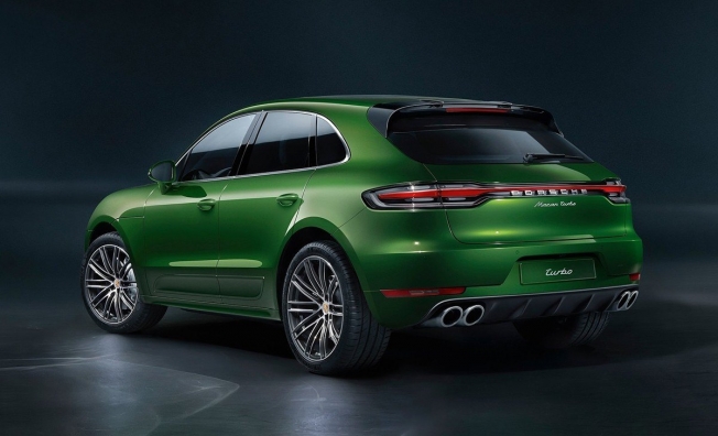 Porsche Macan Turbo 2020 - posterior