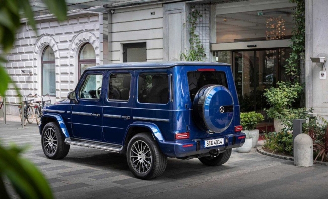 Mercedes G 400 d - posterior