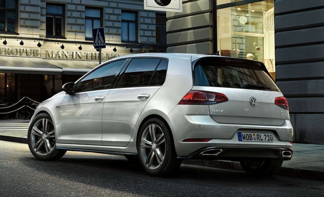 Volkswagen Golf - posterior