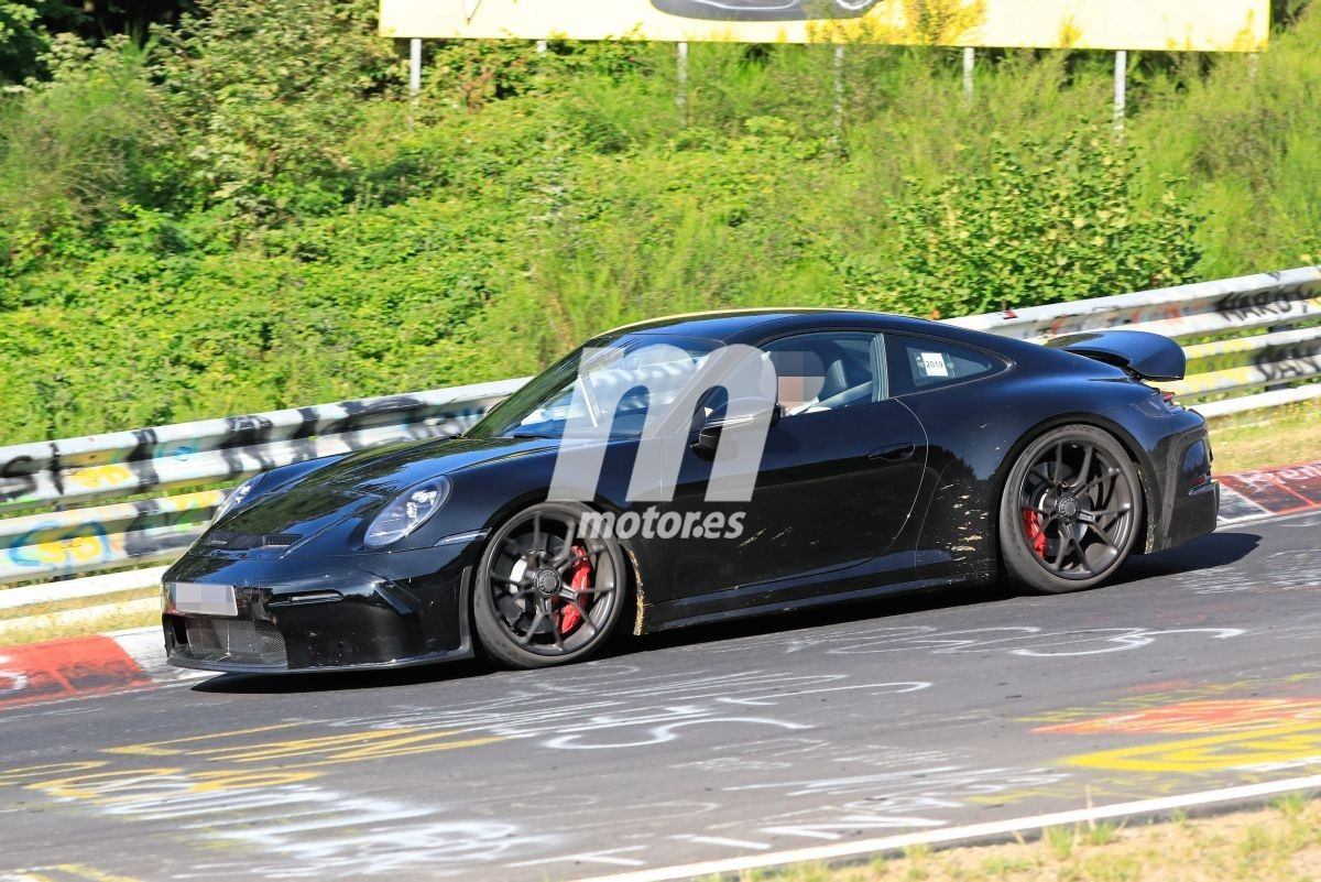primeras-fotos-espia-del-nuevo-porsche-9