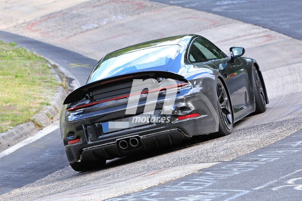 primeras-fotos-espia-del-nuevo-porsche-9