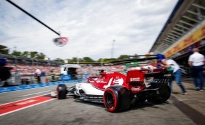 Vasseur: "Espero que Alfa Romeo pueda pelear con McLaren en la segunda mitad"